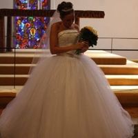 Calling all David's Bridal Brides... Let's see all the dresses and see who's dress twins! :D