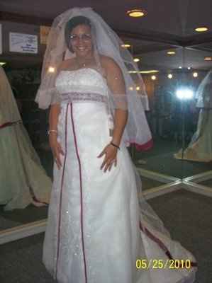 It's time for some dress porn....