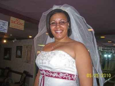 Im feeling Blue and Nothing cheers me up Like Dresses......