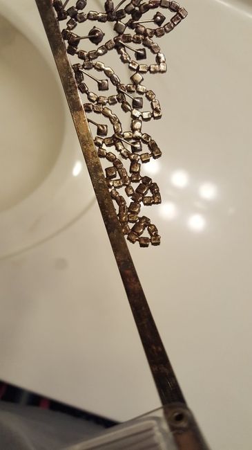 Cleaning a tiara? 2