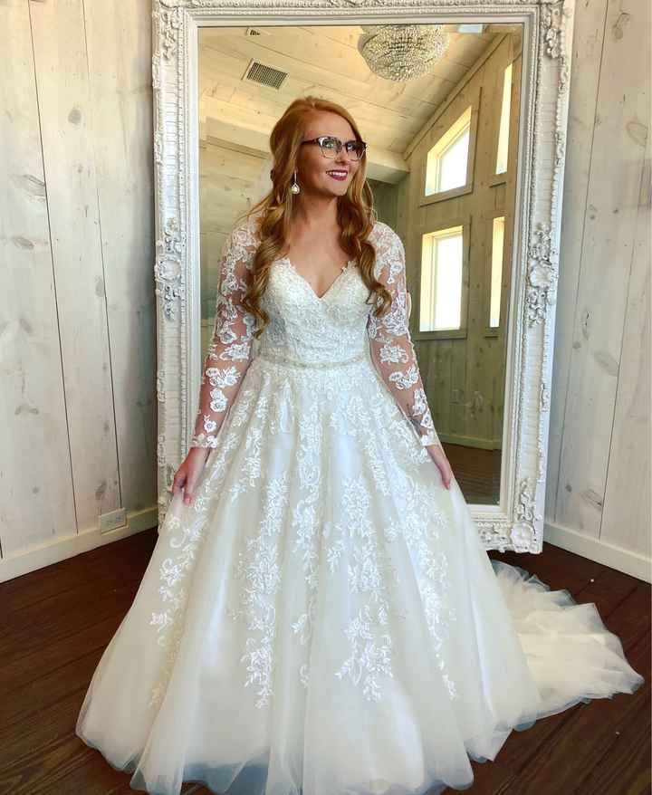 a sneak peek of wedding day pictures!! 10•18•19 - 1