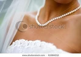 What earrings go with dress? *pic*