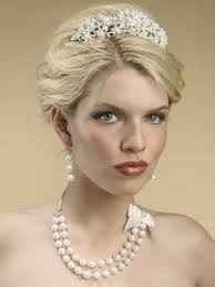 What earrings go with dress? *pic*