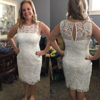 Does your wedding dress have lace, beading, or both? - 1