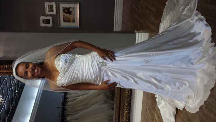My dress, I'm obsessed! (pics added but they're sideways :[)
