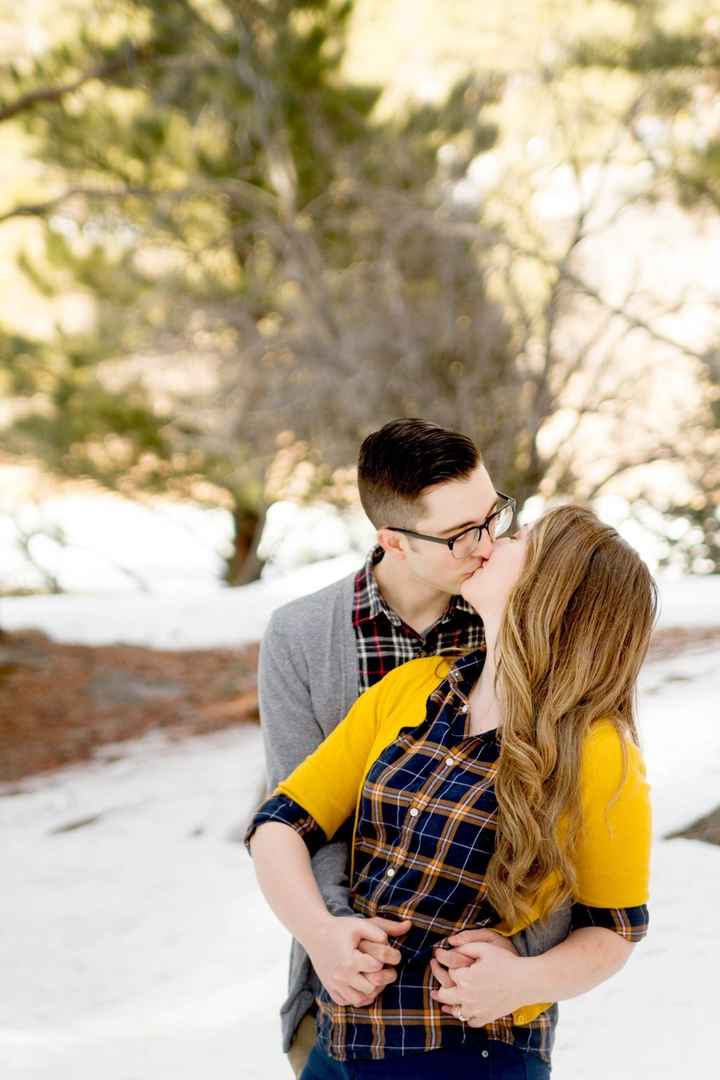 Snowy engagement shoot photos!