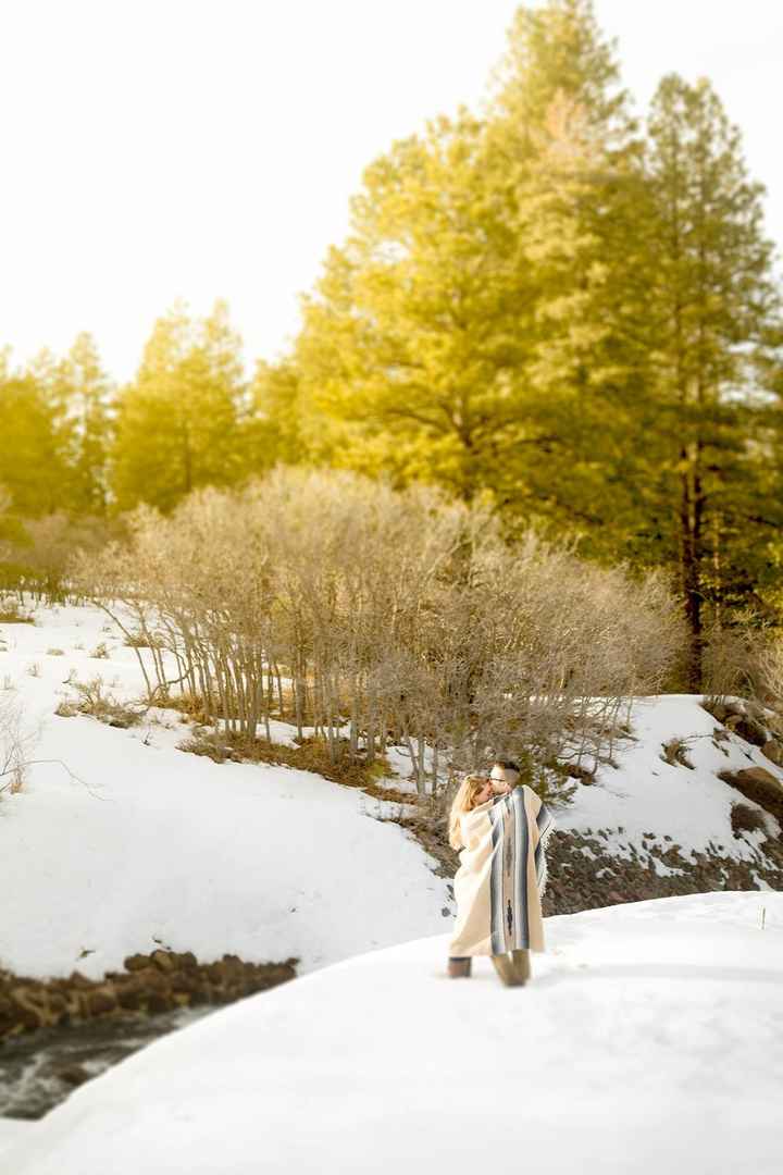 Snowy engagement shoot photos!