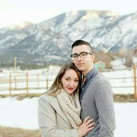 Snowy engagement shoot photos!