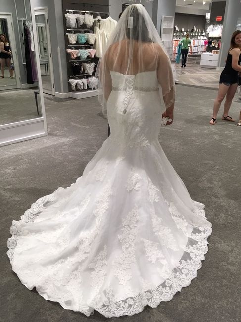 Please show your wedding dress, ladies - 1