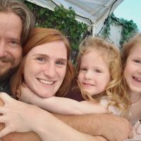 Show off your fiancé - 1