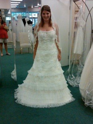 It's time for some dress porn....