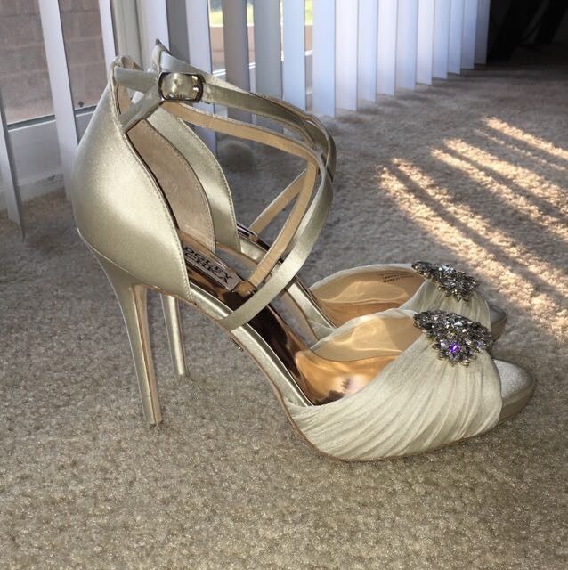 I am having the hardest time finding the perfect shoes?!?