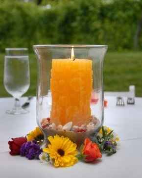 Ideas for centrepieces in hurricane vases? Non-floral? Aqua & white garden party!