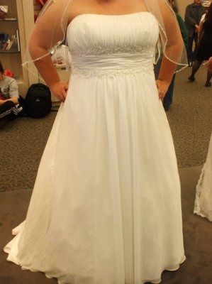 Show YOUR BRIDAL DRESS post PHOTOS