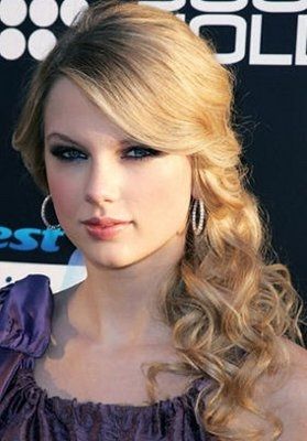 My hair and makeup trial...need opinions!
