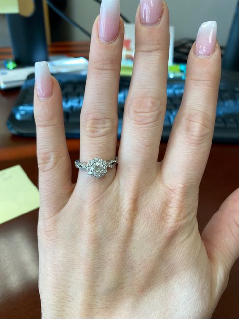 Brides of 2022! Show us your ring! 8
