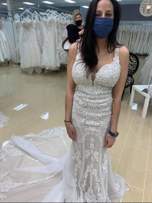 White? Ivory? Champagne? What shade is your wedding dress? 2