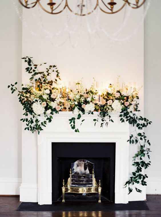 Fireplace ceremony backdrop - 3