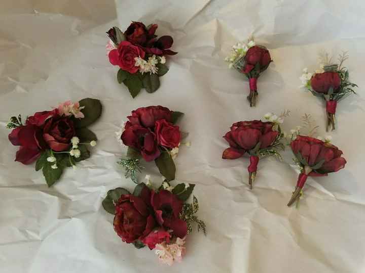 My Etsy bouquet and wedding flowers are here and they're gorgeous!