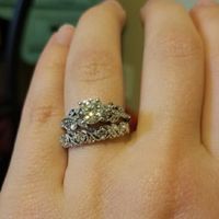 SHOW OFF YOUR RINGS LADIES!! I wanna see that bling!!!