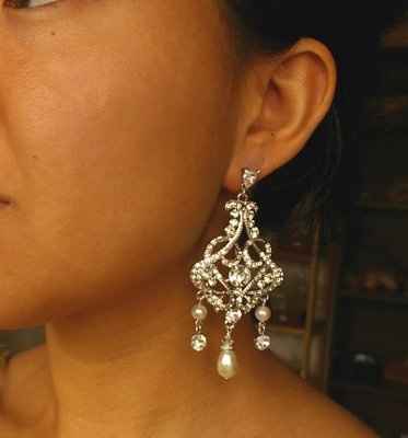 I need help finding earrings