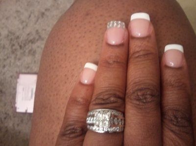 Alright ladies! Let's see those gorgeous rings...