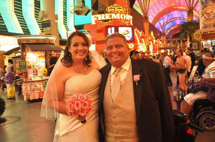 31 tips for taking perfect wedding photos.