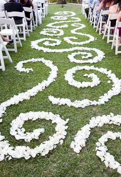 Aisle Petal Decor Options
