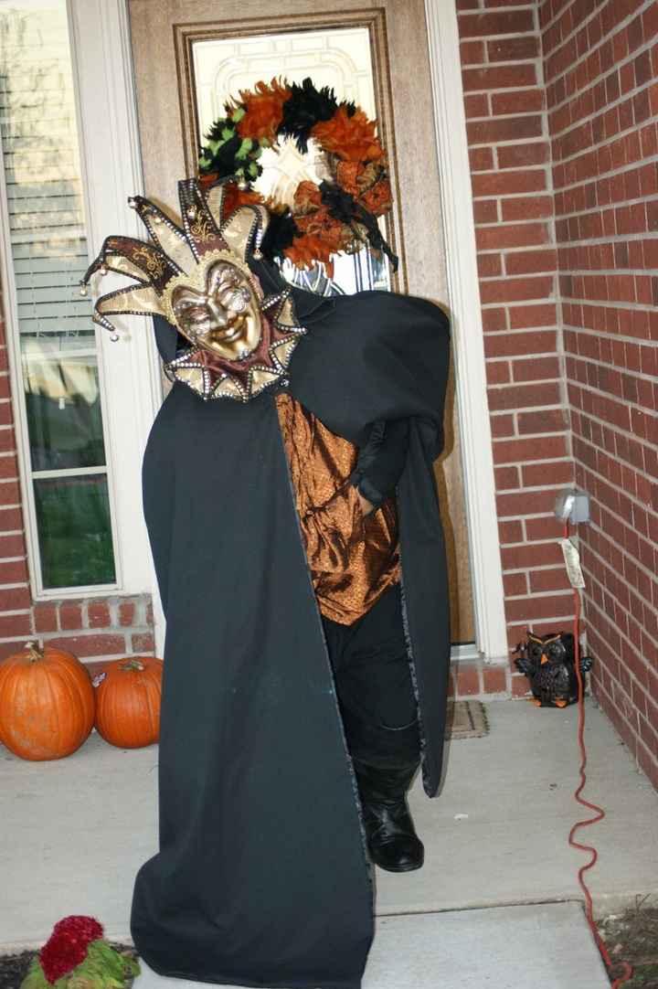 NWR: Show me your HALLOWEEN COSTUMES! please. lol