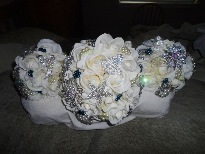 Brooch bouquets