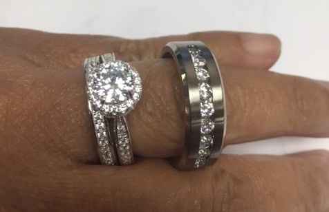 Fake engagement/wedding rings to bring on honeymoon