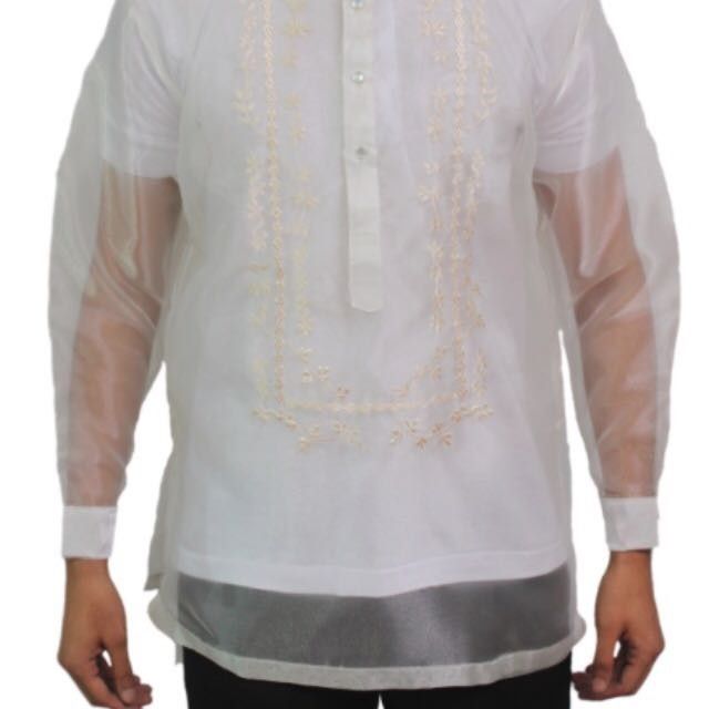 Show me your groom's attire!