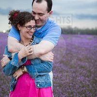 Share a photo... (pic)