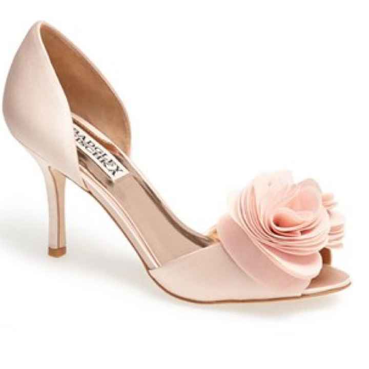 show me your shoes!