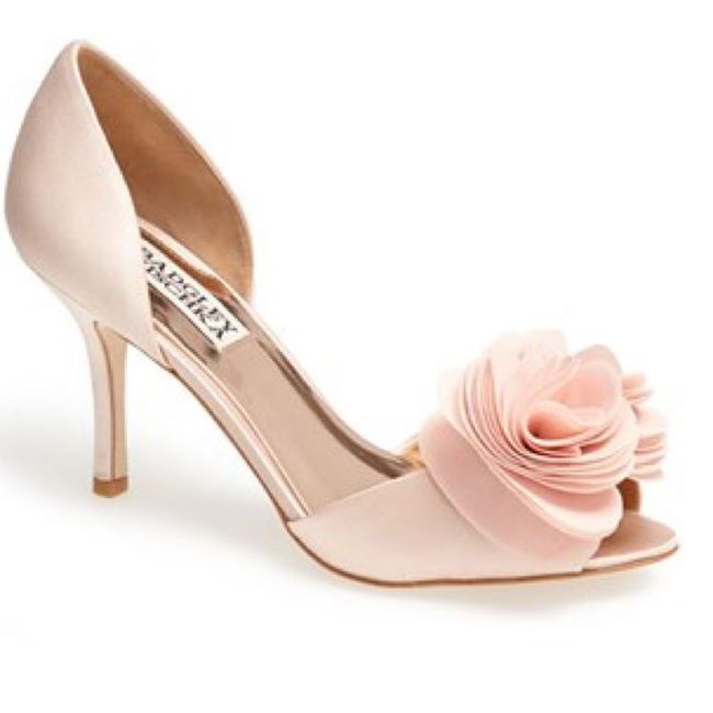 show me your shoes!