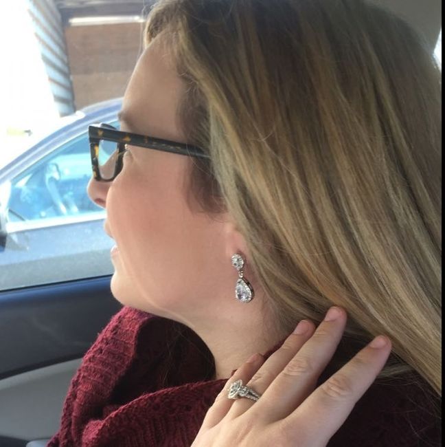Show me your earrings!
