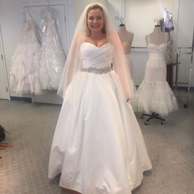 Let me see your DRESS!