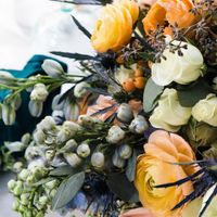 Will this clash? Hair and flowers.. - 1