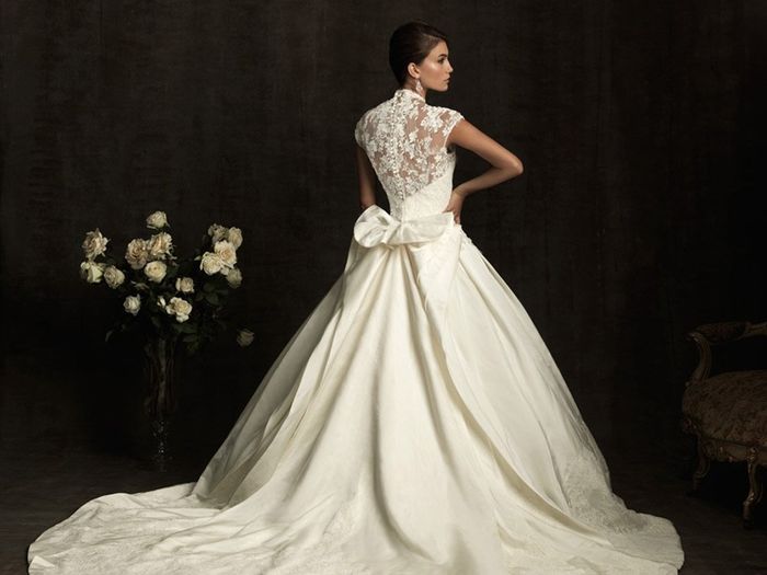 Please help me find a replica of a Hendrik Vermeulen wedding dress!!!