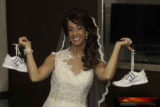 ***BAM.... HONEYMOON BAM LOL.. PRO PICS INCLUDED PIC HEAVY*****