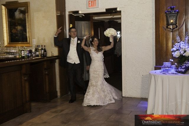 ***BAM.... HONEYMOON BAM LOL.. PRO PICS INCLUDED PIC HEAVY*****