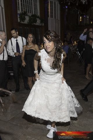 ***BAM.... HONEYMOON BAM LOL.. PRO PICS INCLUDED PIC HEAVY*****