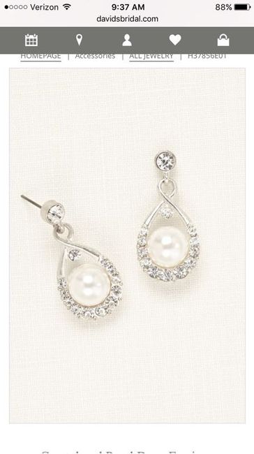 Show me your earrings!