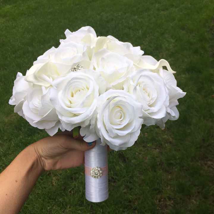 Budget bride fake flowers!