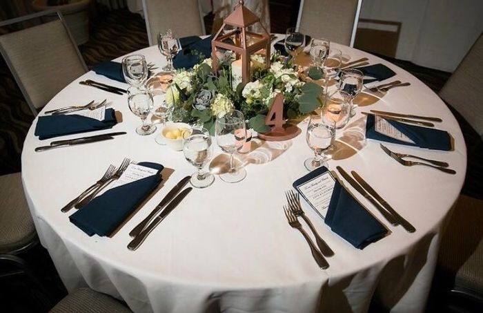 Can I see pics of your aisle/ceremony decor and wedding arbors?