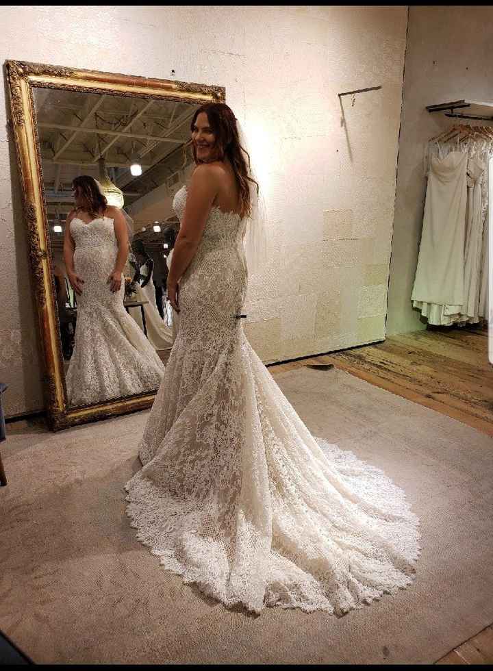 Does your wedding dress have lace, beading, or both? - 1