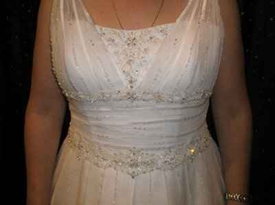 BRIDES...I want to see your DRESSES!!!~~~~