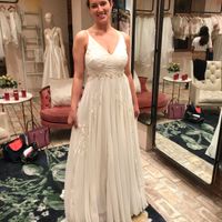 Feeling like i went too simple on my dress... - 2