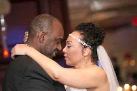 Are you wearing your veil during the reception?