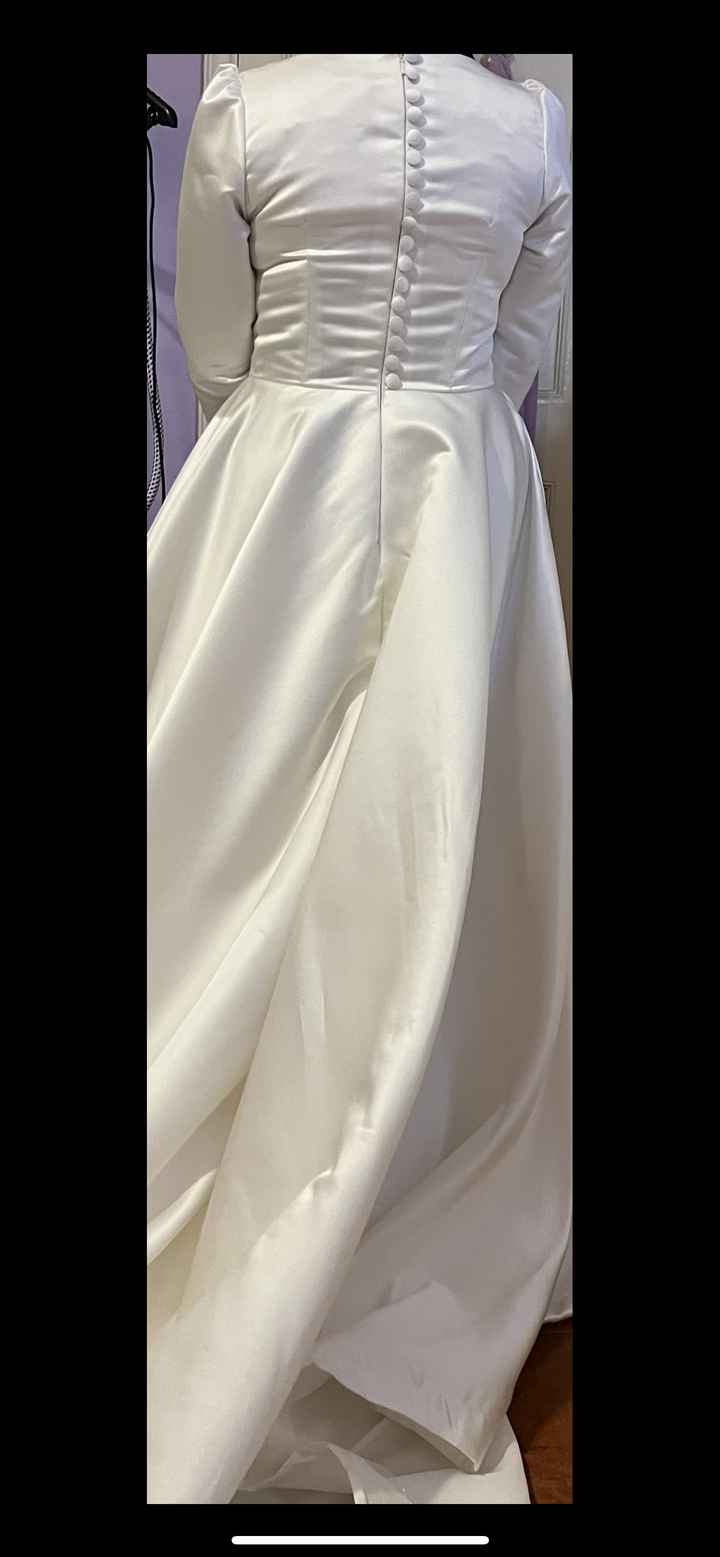 Help, wedding dress creases - 1